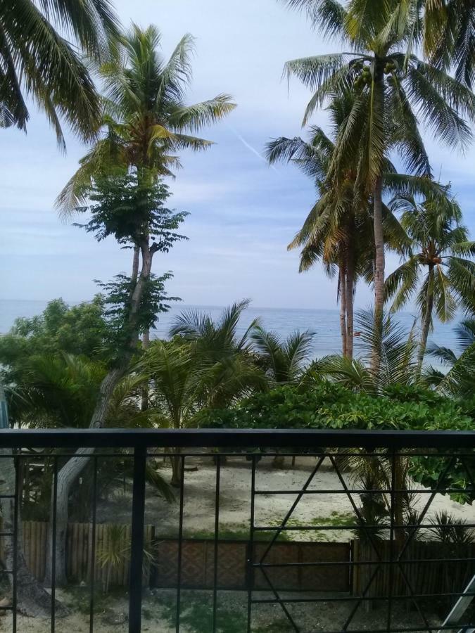 D & B Bluestar Beach Resort Panglao Exteriör bild