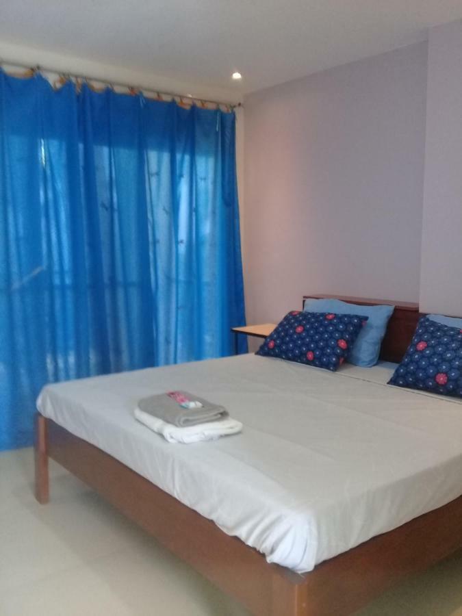 D & B Bluestar Beach Resort Panglao Exteriör bild